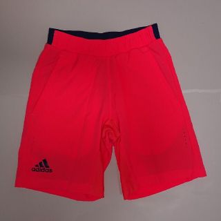 アディダス(adidas)のアディダス　テニスウェア　ハーフパンツ　Ｓサイズ(ウェア)