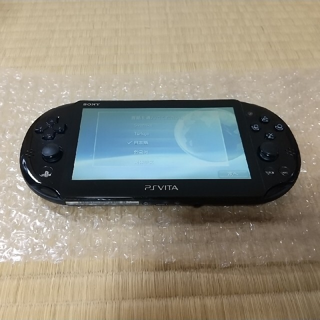 SONY PlayStationVITA 本体  PCH-2000 ZA11