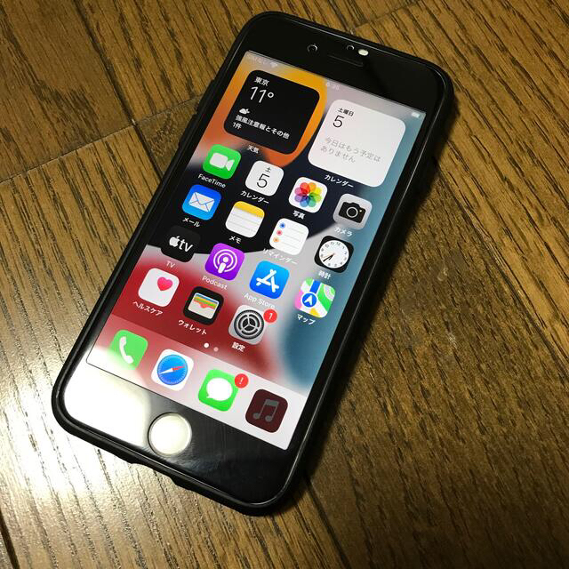 スマートフォン本体iPhone7  32GB  キャリア　au  バッテリー100%