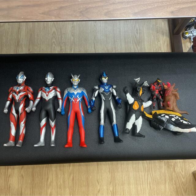 ウルトラマン&怪獣　ソフビ　まとめ売り エンタメ/ホビーのフィギュア(特撮)の商品写真