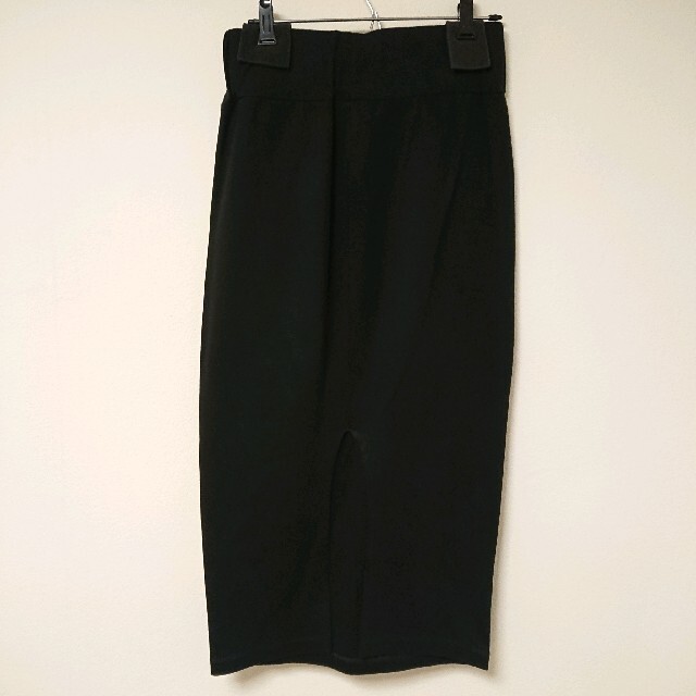 mame(マメ)のmame kurogouchi ロング タイト スカート 刺繍 黒 レディースのスカート(ロングスカート)の商品写真