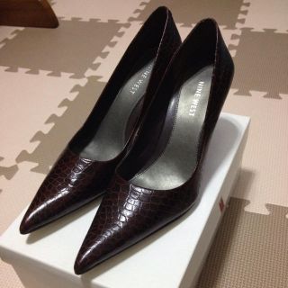 ナインウエスト(NINE WEST)のNINEWEST型押しパンプス(ハイヒール/パンプス)