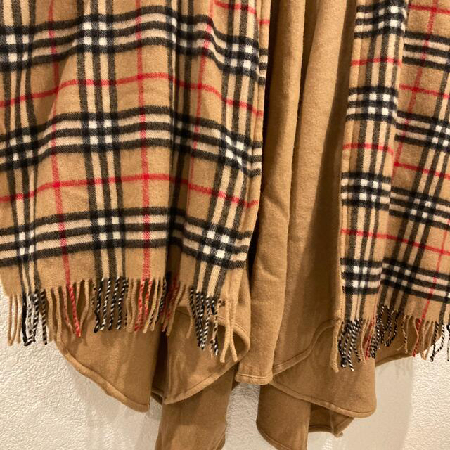 BURBERRY(バーバリー)の英国製 バーバリー ポンチョ ケープ ジャケット ノバチェック ストール 古着 レディースのジャケット/アウター(ポンチョ)の商品写真