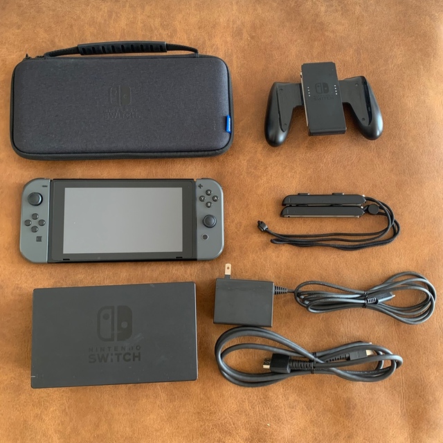 すぐ遊べるセット】Switch グレー 本体 箱なし 持ち運びケース付 激安