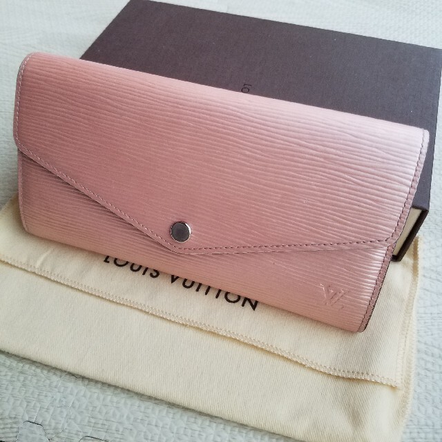 LOUISVUITTON ルイヴィトン ポルトフォイユ サラ エピ レザー 財布