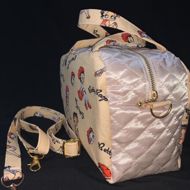 レアベティ・ボストンバック・ショルダーストラップ付き レディースのバッグ(ボストンバッグ)の商品写真