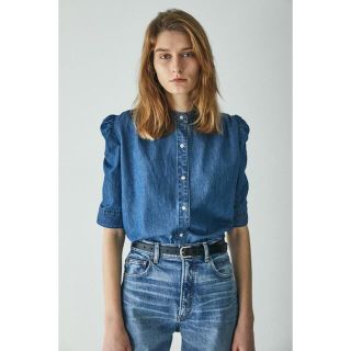 マウジー(moussy)のmoussy GATHER SLEEVE DENIM BLOUSE(シャツ/ブラウス(半袖/袖なし))