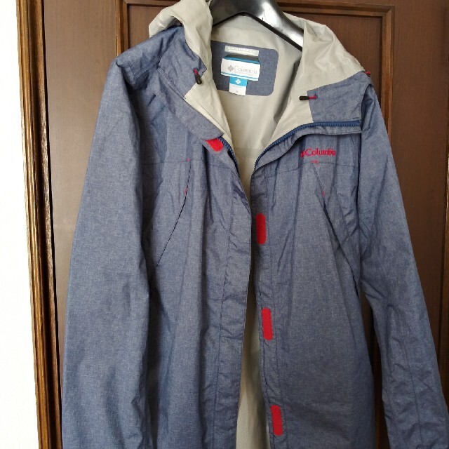 Columbia(コロンビア)のColombiaのジャンパー レディースのジャケット/アウター(ブルゾン)の商品写真
