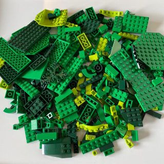 レゴ(Lego)のレゴブロック　パーツ　グリーン　緑(知育玩具)