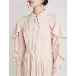 ♡完売品♡美香×CELFORD完売ラッフルスリーブプリーツワンピース 38