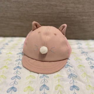 プティマイン(petit main)の２点SET petit main猫ベビーキャップとミキハウス花柄ハット(帽子)