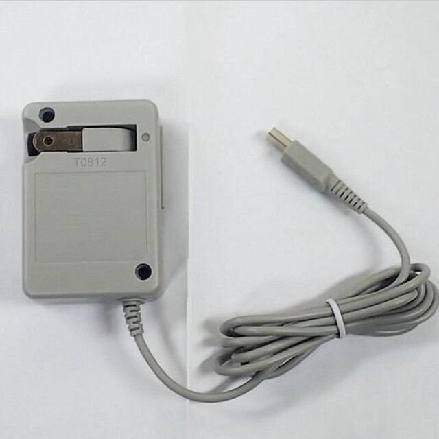 ニンテンドー3DS(ニンテンドー3DS)の【送料無料】3DS 充電器 ACアダプター エンタメ/ホビーのゲームソフト/ゲーム機本体(携帯用ゲーム機本体)の商品写真
