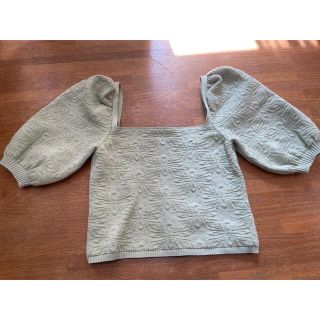 新品♡ZARA 新作クロップド丈ジャガードトップス