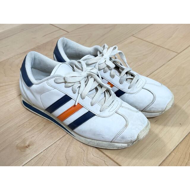 adidas(アディダス)のアディダス　スニーカー　24.5cm レディースの靴/シューズ(スニーカー)の商品写真