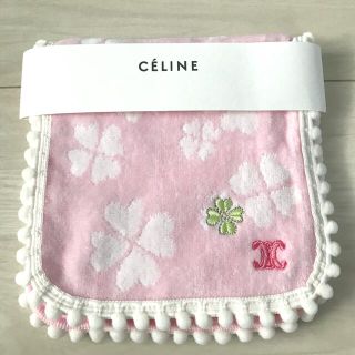 セリーヌ(celine)のセリーヌ　タオルハンカチ兼ポーチ　ピンク　刺繍付（クローバー）(その他)