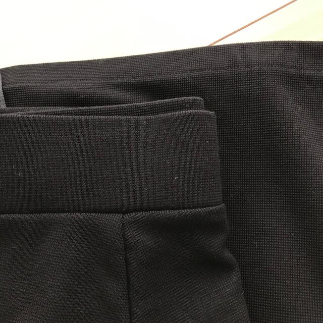 UNIQLO(ユニクロ)のユニクロ　フレアスカート　サイズM ブラック レディースのスカート(ひざ丈スカート)の商品写真