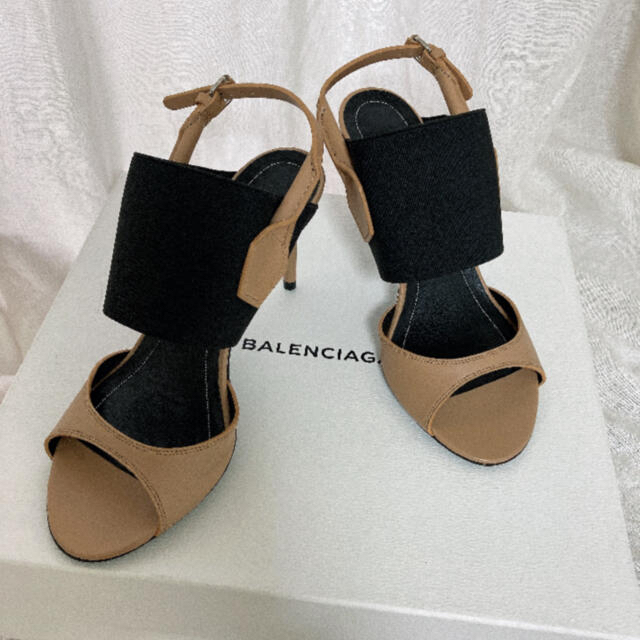 Balenciaga(バレンシアガ)の【新品値下げ】バレンシアガ   サンダル　ミュール　36サイズ レディースの靴/シューズ(サンダル)の商品写真