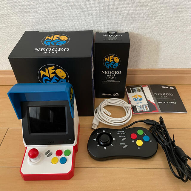 NEOGEO - SNK NEOGEO mini (ネオジオミニ)本体 コントローラー付属の