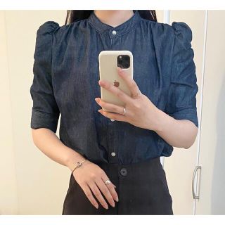 マウジー(moussy)のmoussy GATHER SLEEVE DENIM デニムブラウス(シャツ/ブラウス(半袖/袖なし))