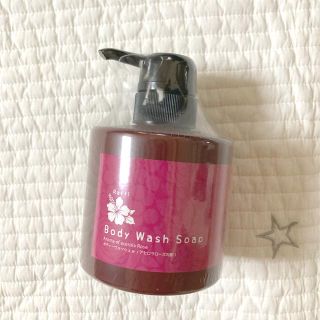 ラフィー　ボディウォッシュ　300ml 新品　ボディソープ(ボディソープ/石鹸)