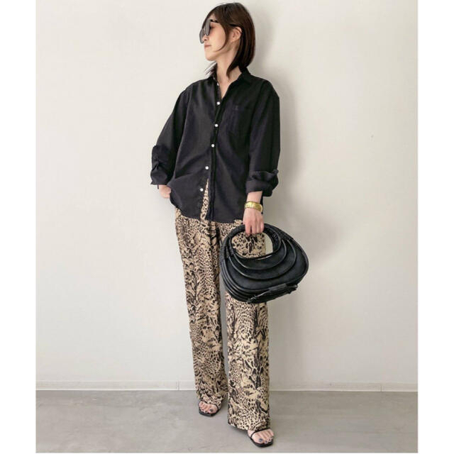 L'Appartement DEUXIEME CLASSE(アパルトモンドゥーズィエムクラス)のお取り置き中◆Leopard Relaxed Pants 34 レディースのパンツ(カジュアルパンツ)の商品写真