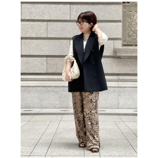 L'Appartement DEUXIEME CLASSE(アパルトモンドゥーズィエムクラス)のお取り置き中◆Leopard Relaxed Pants 34 レディースのパンツ(カジュアルパンツ)の商品写真