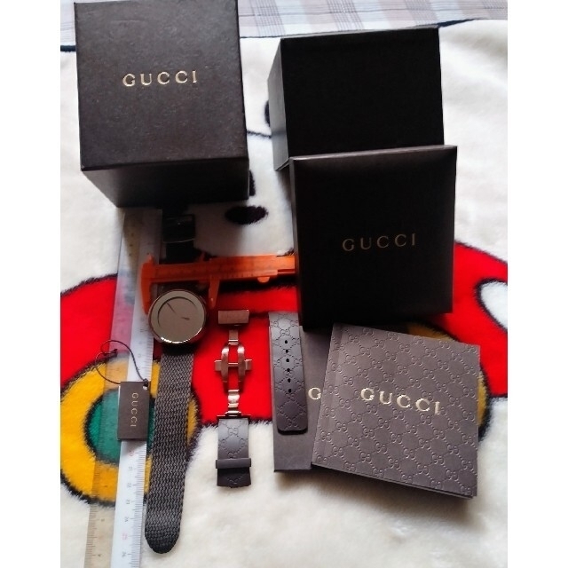 【使い勝手の良い】 Gucci YA114209　電池　ベルト新品交換済稼働品 デジタル I-Gucci - 腕時計(デジタル)