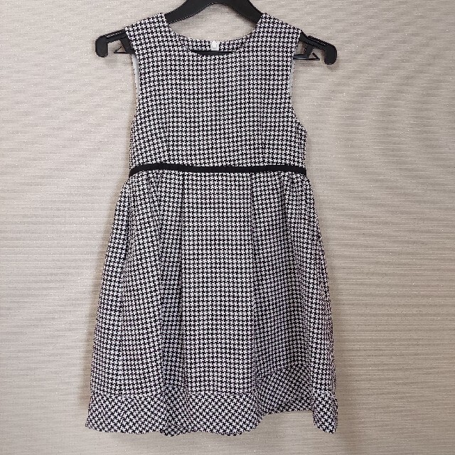 女児　フォーマル　ワンピース　120cm キッズ/ベビー/マタニティのキッズ服女の子用(90cm~)(ドレス/フォーマル)の商品写真