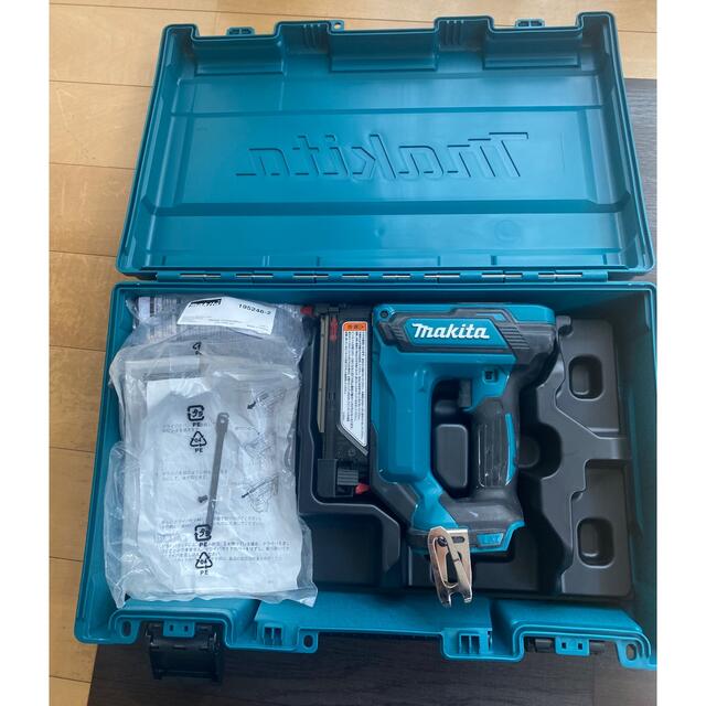 Makita TP03Z 12V Max CXT Lithium-Ion Cordless Pin Nailer - 4