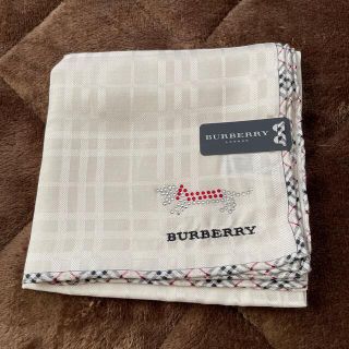 バーバリー(BURBERRY)の⭐️再値下げ⭐️新品⭐️バーバリー　ハンカチ　シルク混合　ミニスカーフ(ハンカチ)