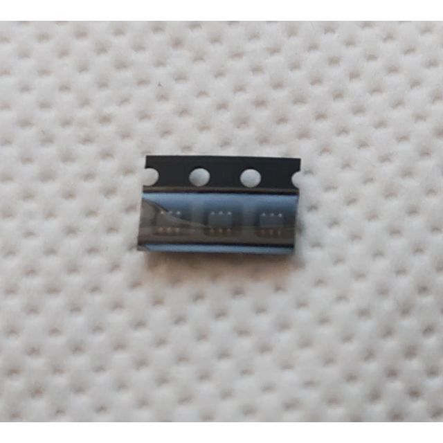 LTC3525DESC6-3.3#TRMPBF ハンドメイドの素材/材料(各種パーツ)の商品写真