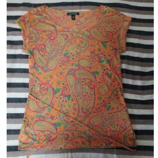 《値下げ》エスニック調オレンジのTシャツ メンズのトップス(Tシャツ/カットソー(半袖/袖なし))の商品写真