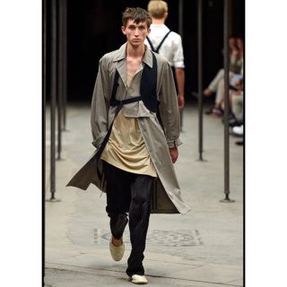 ドリスヴァンノッテン(DRIES VAN NOTEN)のdries van noten ドリスヴァンノッテン (トレンチコート)