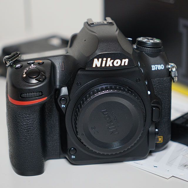 Nikon D780