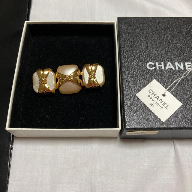 12月スーパーSALE 15%OFF】 CHANEL - シャネルブローチ、 ブローチ+