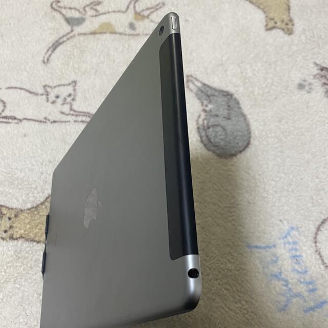 Apple(アップル)のiPad Air2 128GB wifi ＋セルラー　ケース付き スマホ/家電/カメラのPC/タブレット(タブレット)の商品写真
