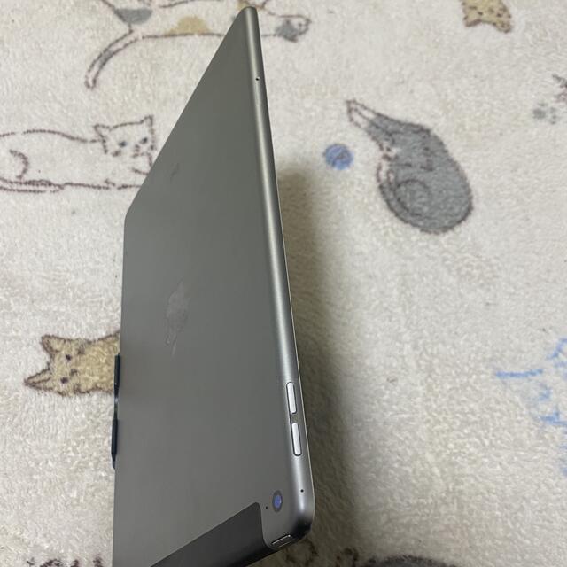 Apple(アップル)のiPad Air2 128GB wifi ＋セルラー　ケース付き スマホ/家電/カメラのPC/タブレット(タブレット)の商品写真