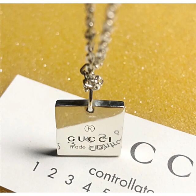 ユニセック Gucci スクエアプレートネックレスの通販 by ブッシュ's