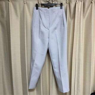 ザラ(ZARA)のZARA ハイウエストパンツ(クロップドパンツ)