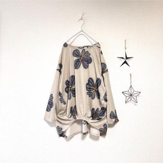 ❁beige❁ レトロ花柄❋チュニック(チュニック)