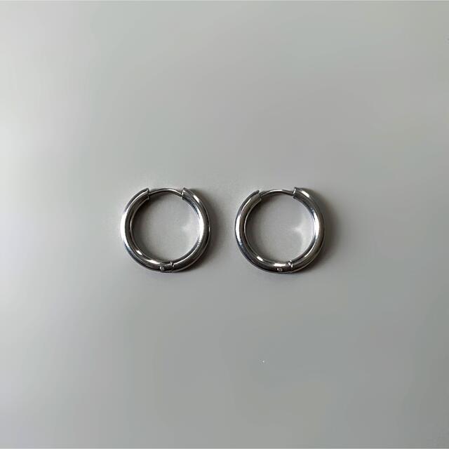 Adam et Rope'(アダムエロぺ)のStainless mini hoop pierce silver No.792 レディースのアクセサリー(ピアス)の商品写真