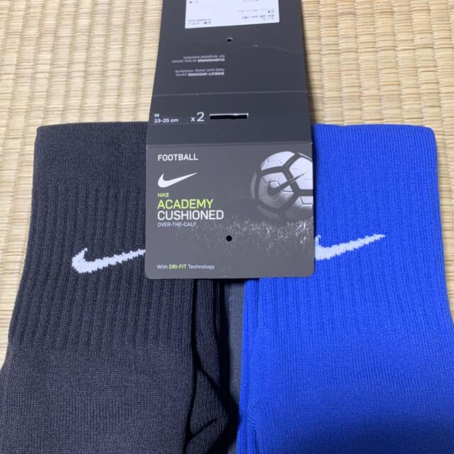 NIKE(ナイキ)の新品  ナイキ　NIKE  サッカーソックス  ２３〜２５cm‼２足セット‼ スポーツ/アウトドアのサッカー/フットサル(ウェア)の商品写真