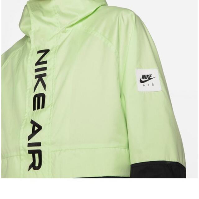 NIKE(ナイキ)のNIKE AIR ウーブン　フーディジャケット メンズのジャケット/アウター(ナイロンジャケット)の商品写真