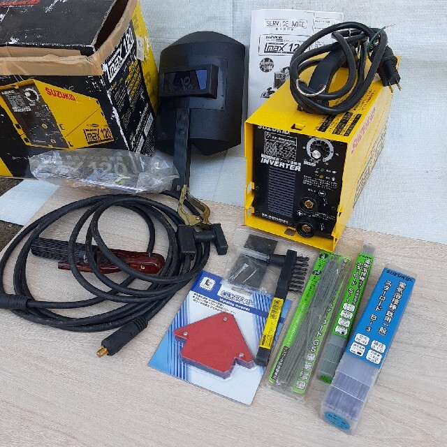 溶接機 スズキッド アイマックス 120 - 工具/メンテナンス