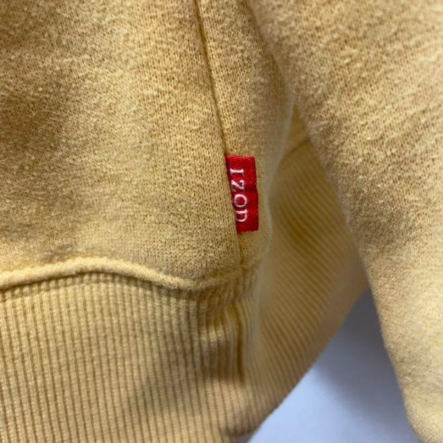 【IZOD】アイゾッド　ワンポイント刺繍ロゴスウェット　US古着　L相当 メンズのトップス(スウェット)の商品写真