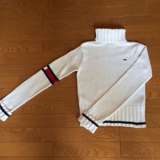 トミーヒルフィガー(TOMMY HILFIGER)のTommy Jeans のタートルニット(ニット/セーター)