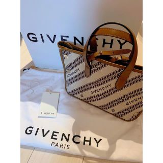 ジバンシィ(GIVENCHY)のGivenchy ジバンジィバッグ　ミニボンド　トートバッグ(ショルダーバッグ)