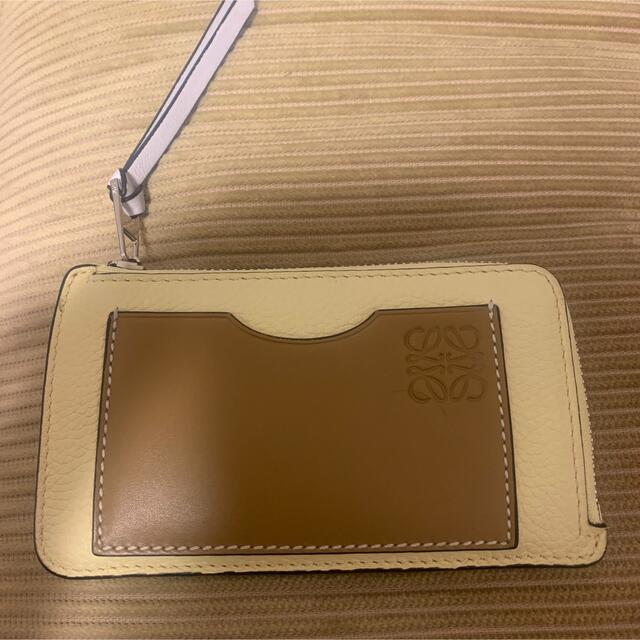 【人気商品】ロエベ　LOEWE カードホルダー　カードケース　財布　ペールライム