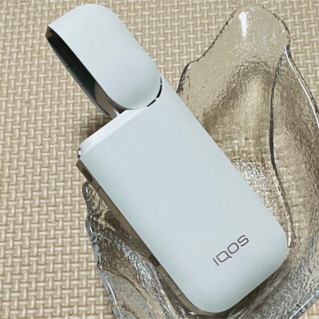 ☆動作確認済☆ iqos2.4plus　チャージャーのみ　ホワイト メンズのファッション小物(タバコグッズ)の商品写真