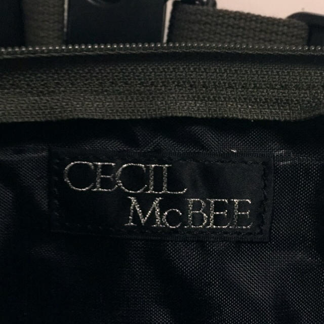 CECIL McBEE(セシルマクビー)のセシルマクビー  ウエポ  ウエストポーチ レディースのバッグ(ボディバッグ/ウエストポーチ)の商品写真